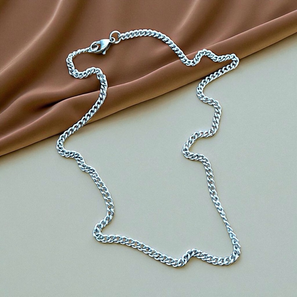 🆕 Twisted Cross Curb Necklace Stainless Steel